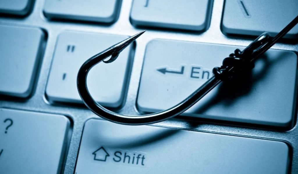 O que é Phishing? Saiba como se proteger e identificar e-mails e sites falsos